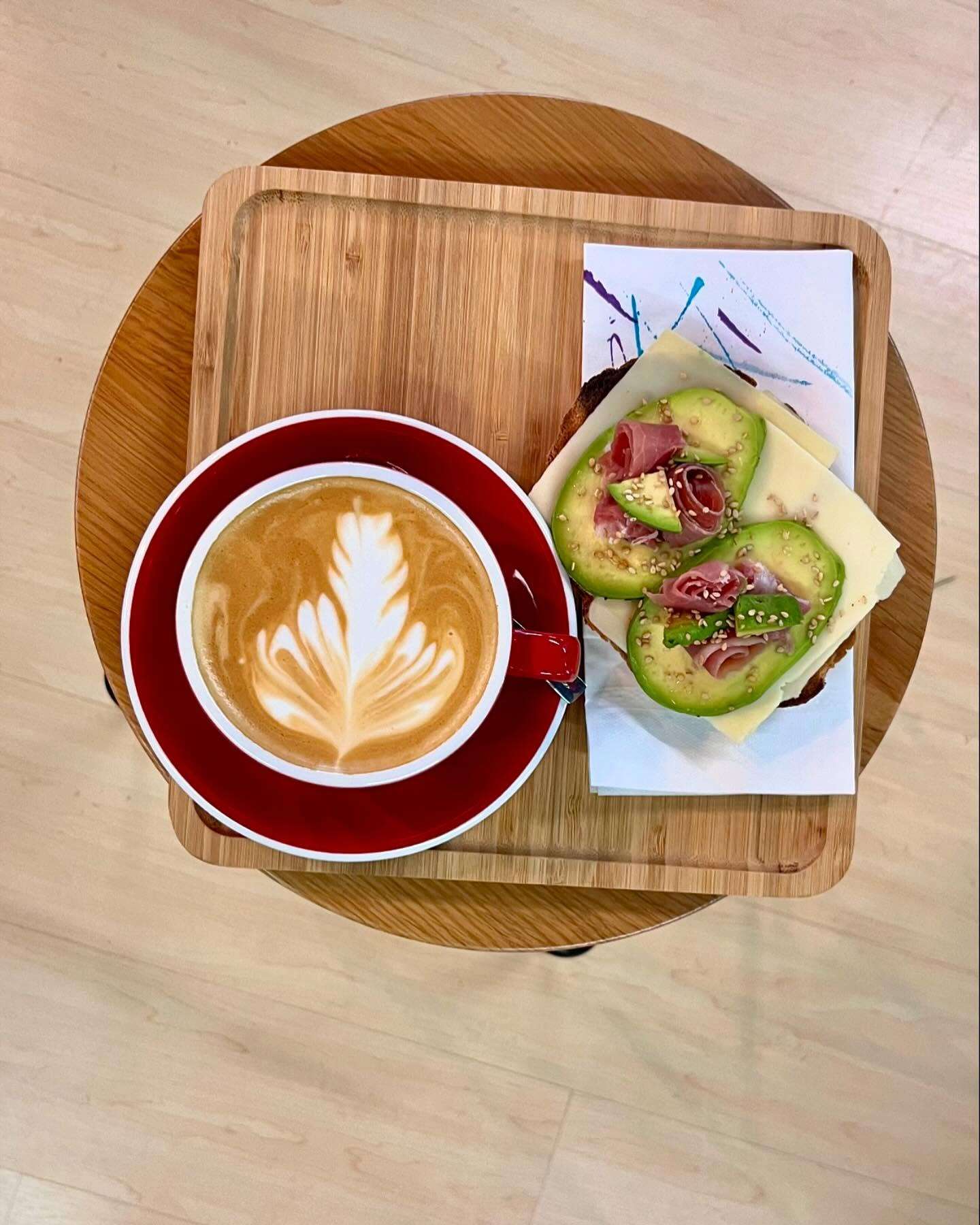 Cafeterías de especialidad en Andorra 449953895 17862606666176263 4080412442150938235 n