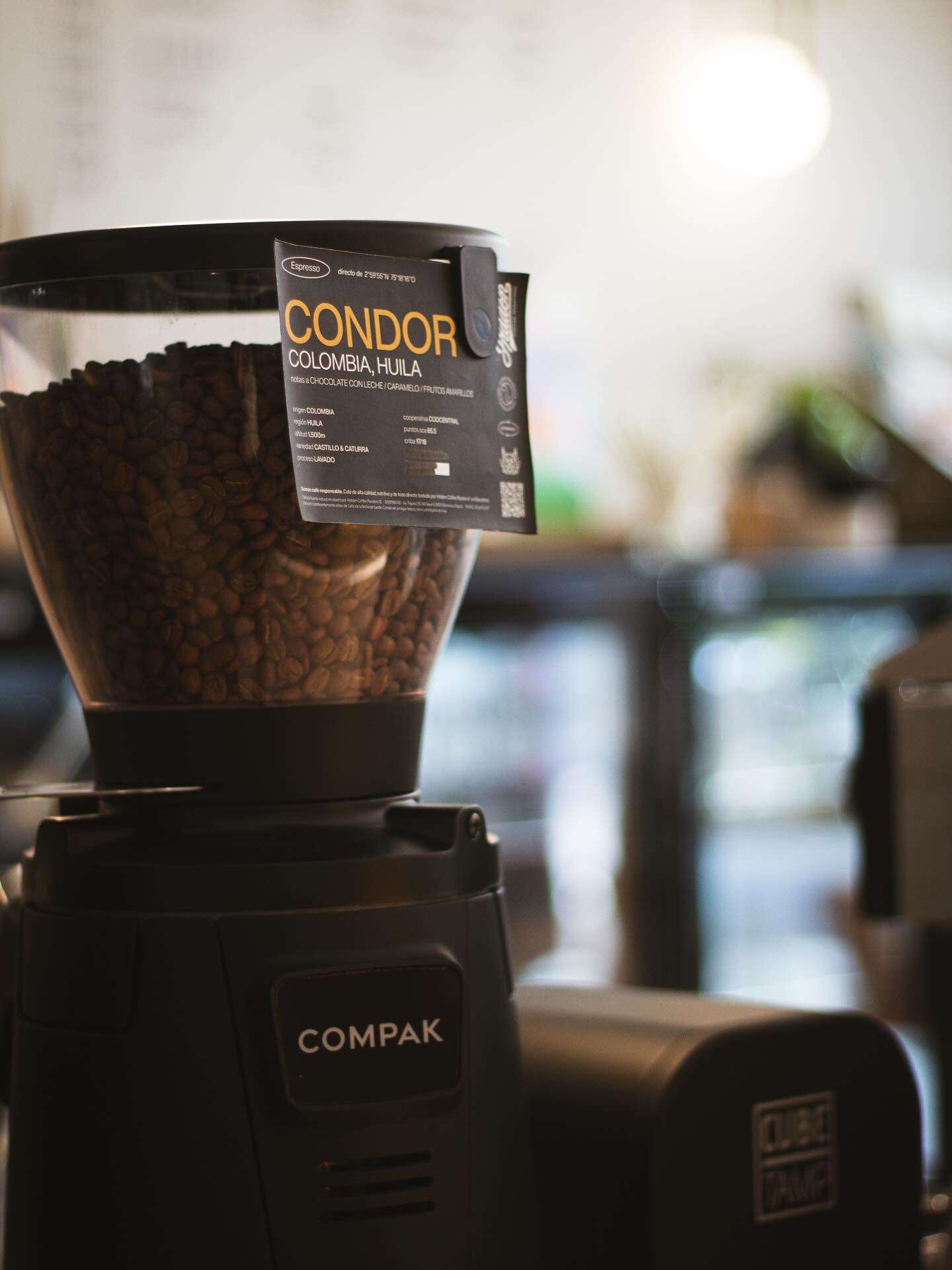 Cafeterías de especialidad en Andorra producto cafe grano